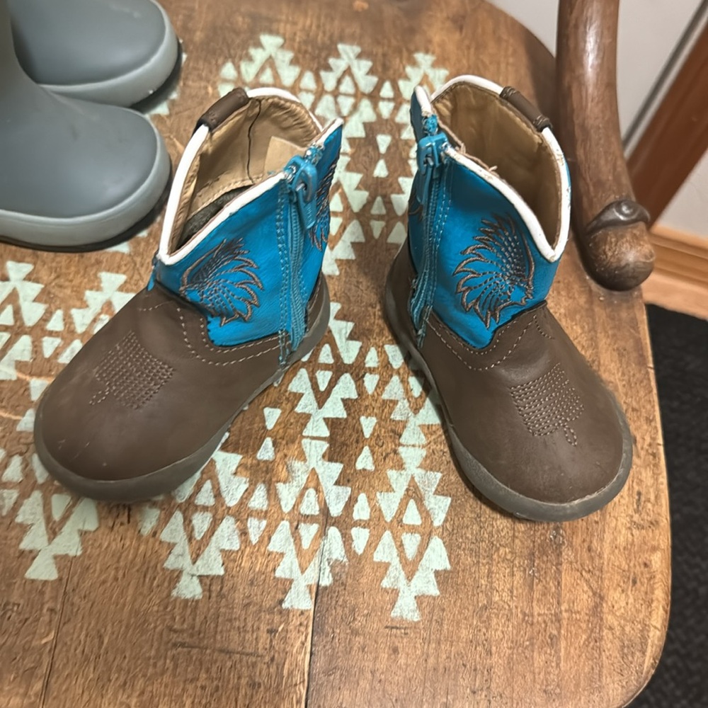 Unisex Roper Toddler sz4